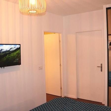 Les Cedres -Tram A 50 Metres, Bordeaux A 5 Minutes, Parking Apartment Cenon Exterior photo