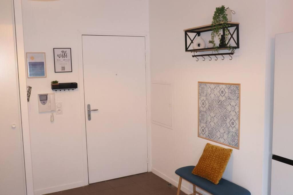 Les Cedres -Tram A 50 Metres, Bordeaux A 5 Minutes, Parking Apartment Cenon Exterior photo